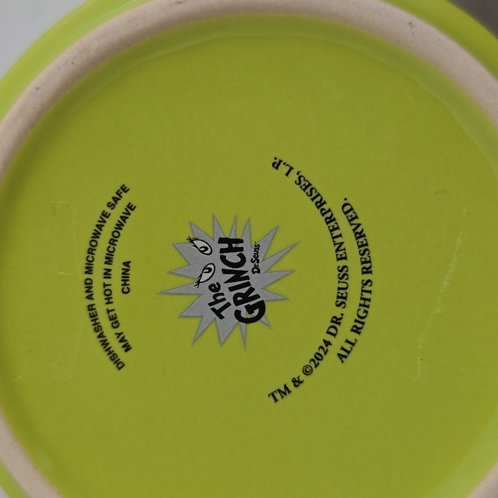 Set of 4 Grinch Christmas Mugs - Picture 11 of 16